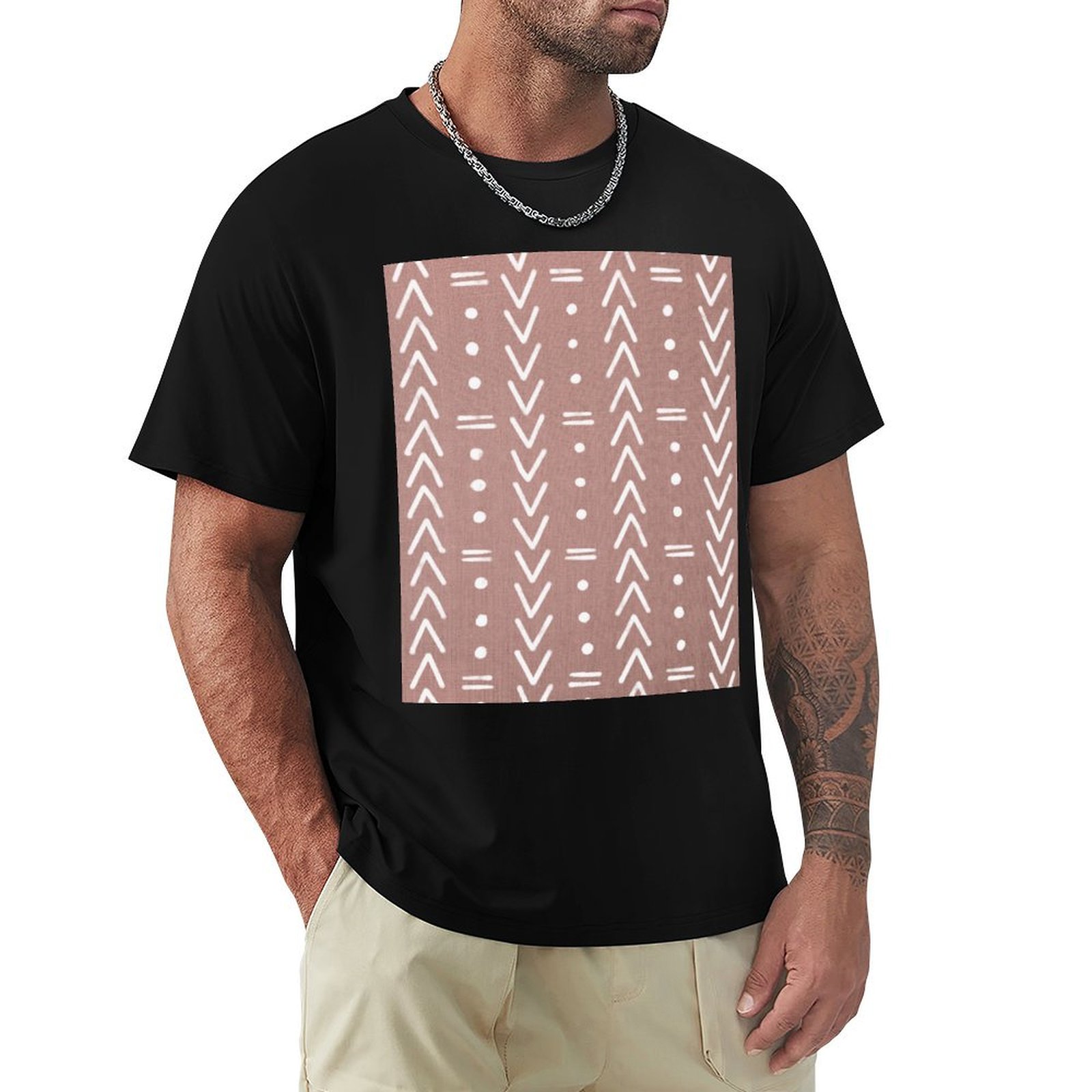 Mudcloth Print Top - เสื้อยืดสีชมพูอ่อนลายเรขาคณิตสีขาว Mudcloth เสื้อยืดน้ำหนักเบาสำหรับออกกำลังกาย