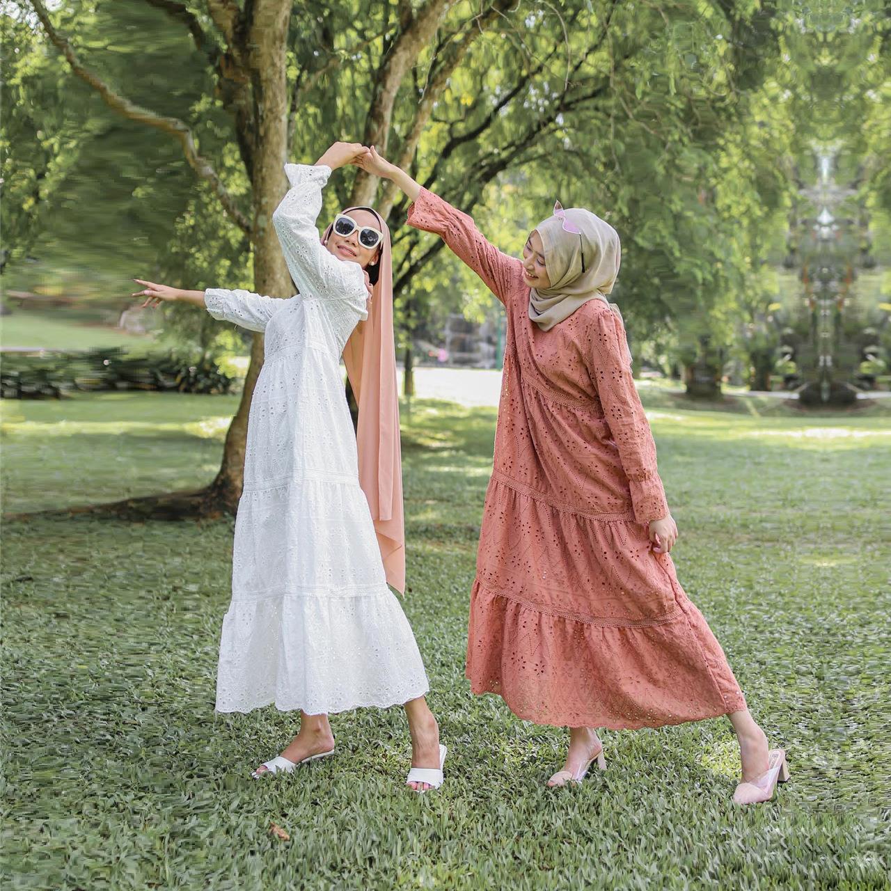 ชุดเดรสลูกไม้โปร่งสไตล์อินโดนี - Ethnic Fashion Dress บทวิจารณ์และราคา