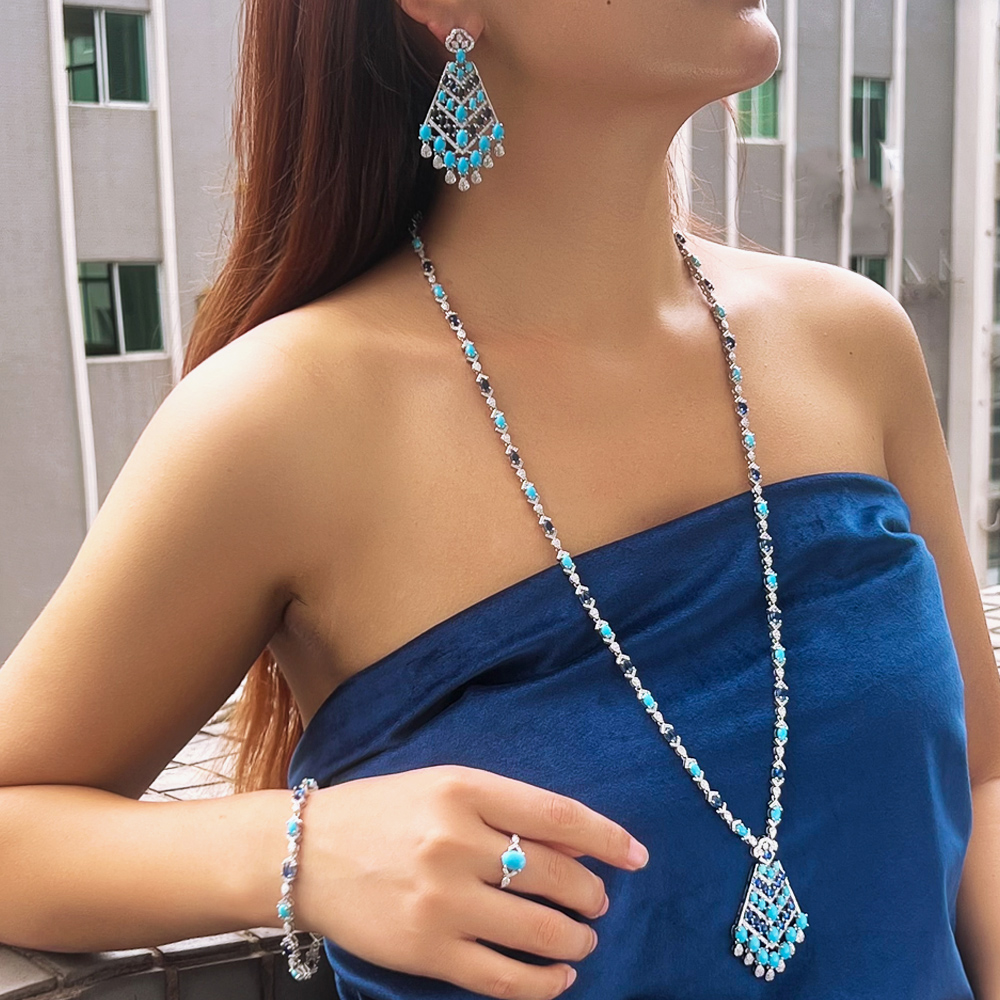 สร้อยคอระย้าประดับเพชร CZ สีฟ้ - Ethnic Fashion In Dubai บทวิจารณ์และราคา